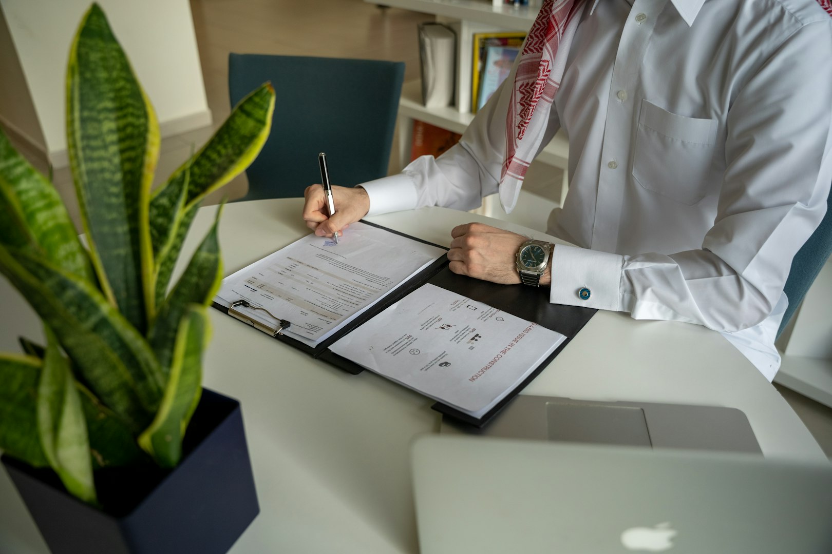 Document delivery courier service, homeland security contract, Vetrans Administration delivery courier contract, DoD delivery courier contract